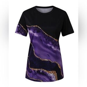 Trendy marble short sleeve crew neck cute shirt. Size 2x